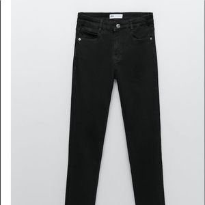 Black skinny jean
